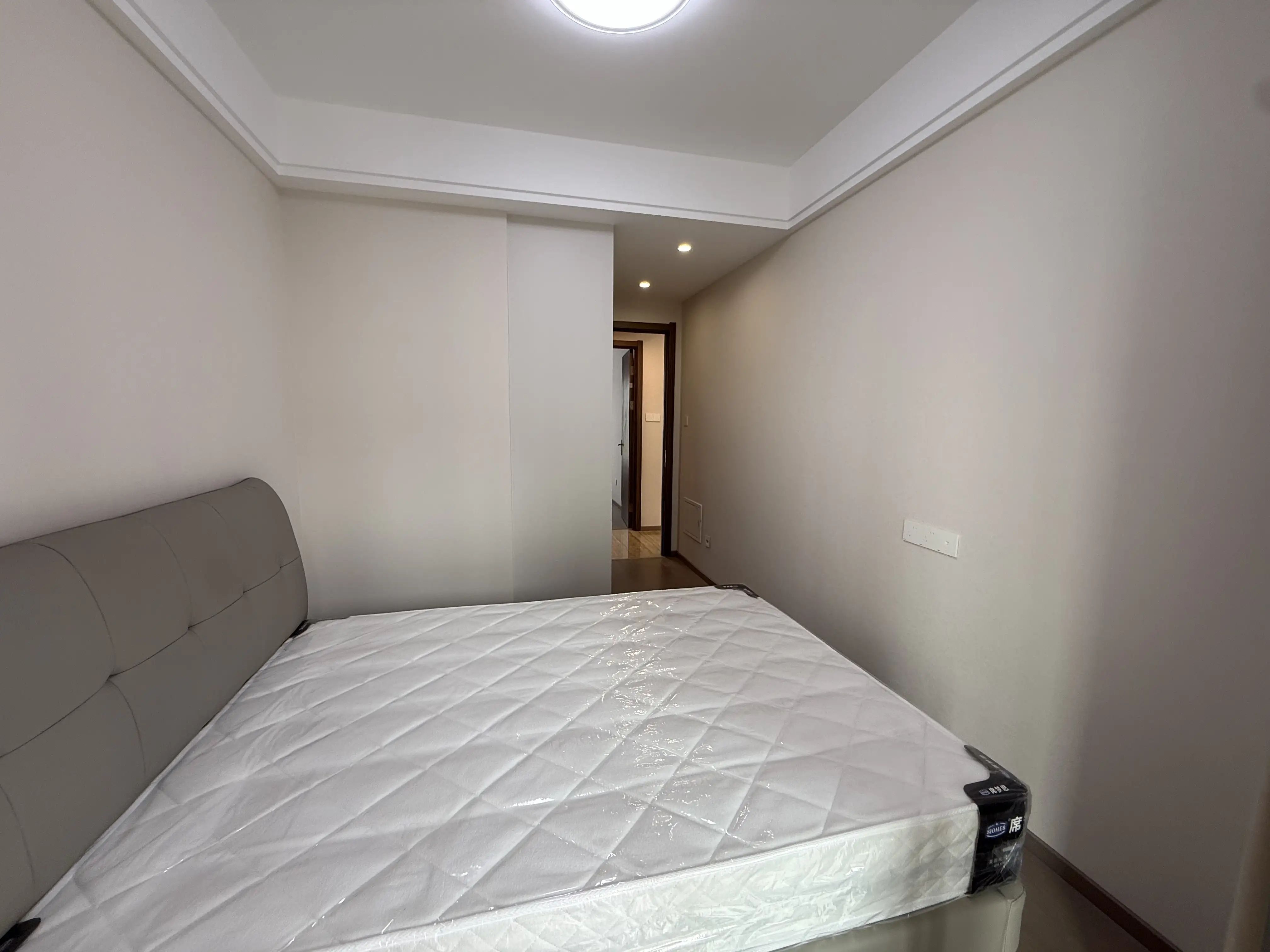 城南，仙桃碧桂园，精装4房2卫，单价5750业主自装，新装修，证满二