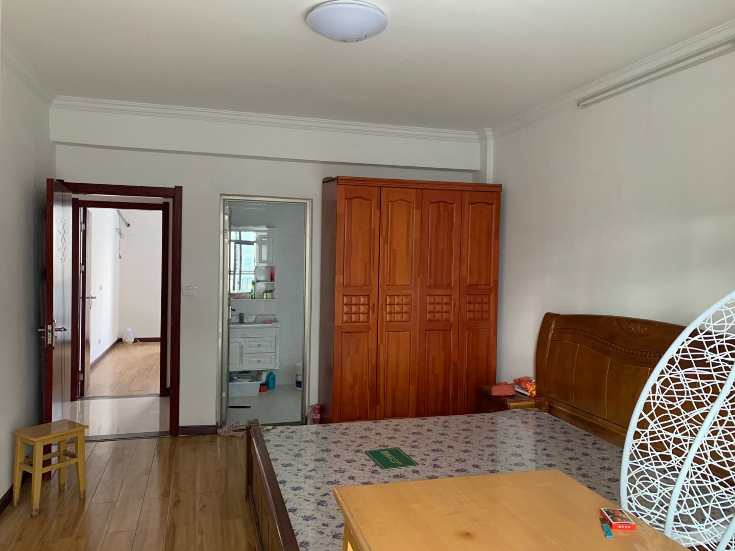 城南金诚花园电梯小高层精装拎包入住在家里住的时间就过过年看房方便