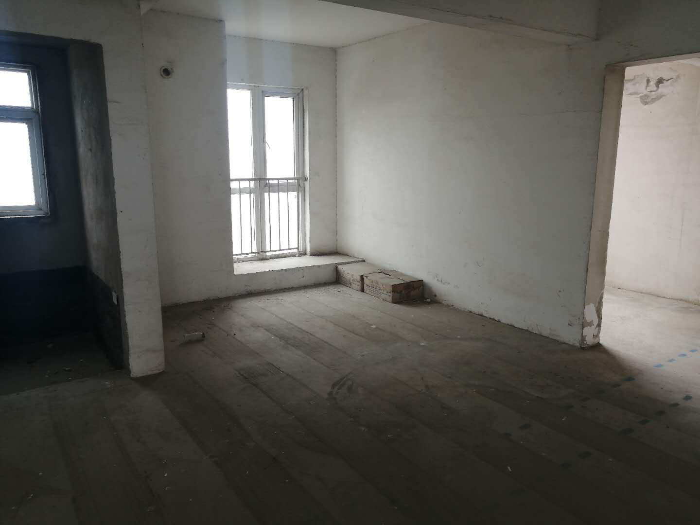 城南福星城3室2厅2卫证满2年接受按揭看房快点