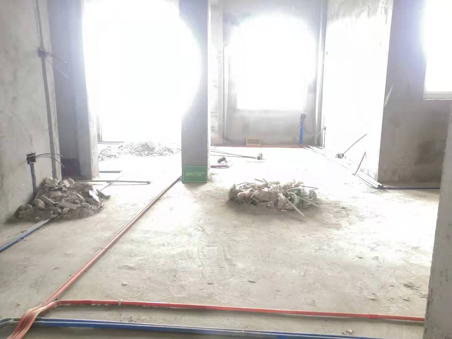 现代明珠新城两房两厅一卫毛坯视野采光蛮好