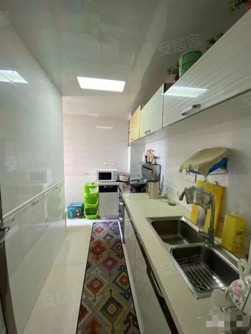 捡漏，锦绣江山，电梯好楼层，精装二房二厅，拎包入住，证满二