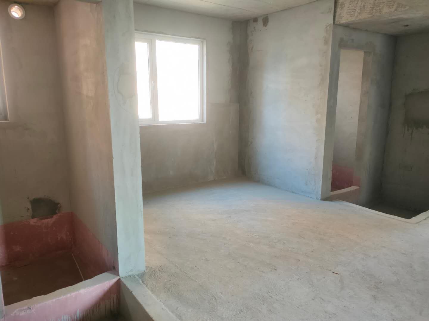 城西大盘满庭春毛坯南北通透全天采光证满2