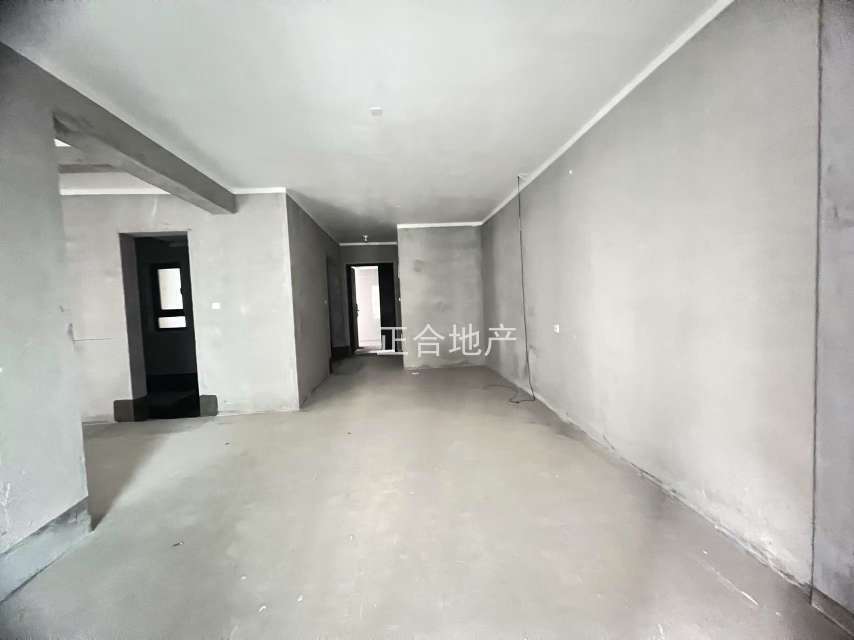 吾悦华府，110平毛坯三房，66万