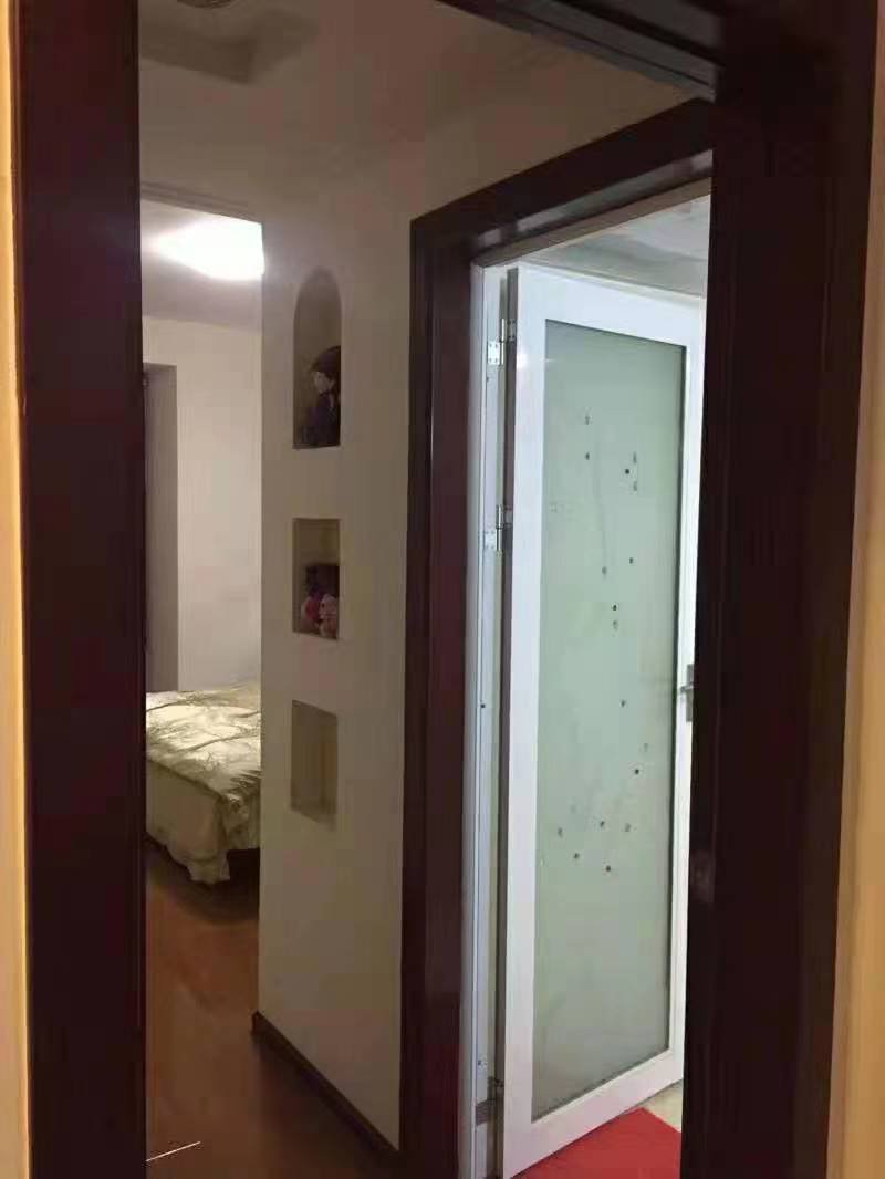 城南好房6字开头138平精装大三房