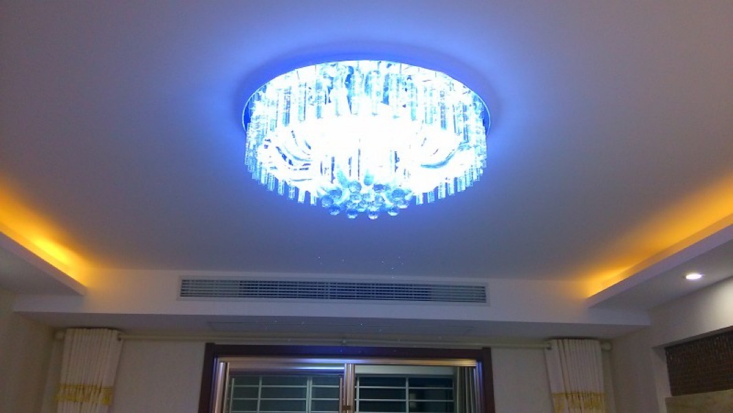 翰林公馆3室2厅2卫130平精装修家具家电齐全优价出租！