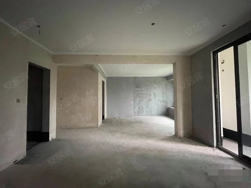 361，急售，吾悦，小高层，一梯一户，单价不到5000，采光好，大阳台