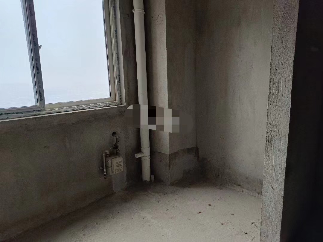 122，业主急售。仙桃一中对面，漫城林语，好楼层，好户型，单价4250一平