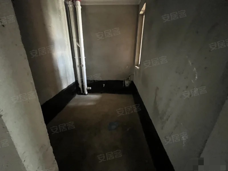 降价了，房东诚心出售，森林国际，单价5200满二看中再谈