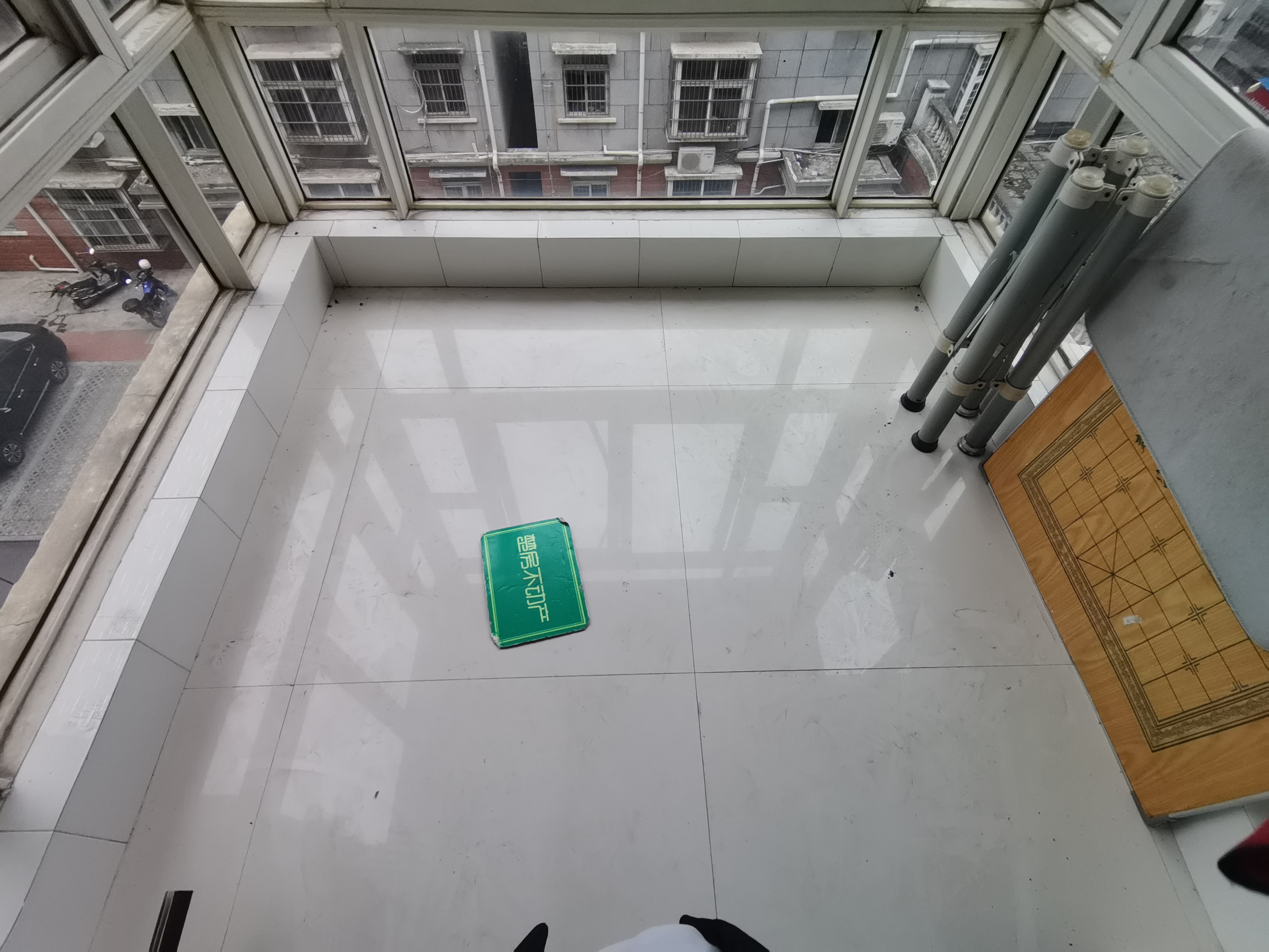 宏运名居精装三房中间楼层看房方便房东诚意出售