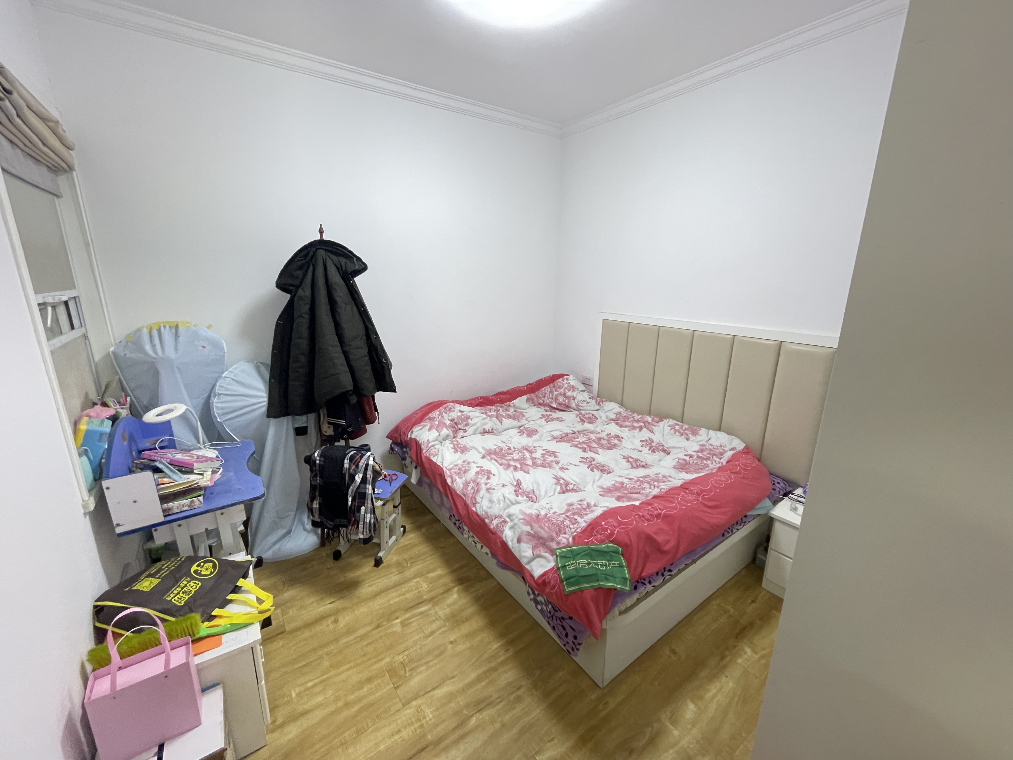 元泰未来城带露台三房两卫公园旁地理位置佳户型方正