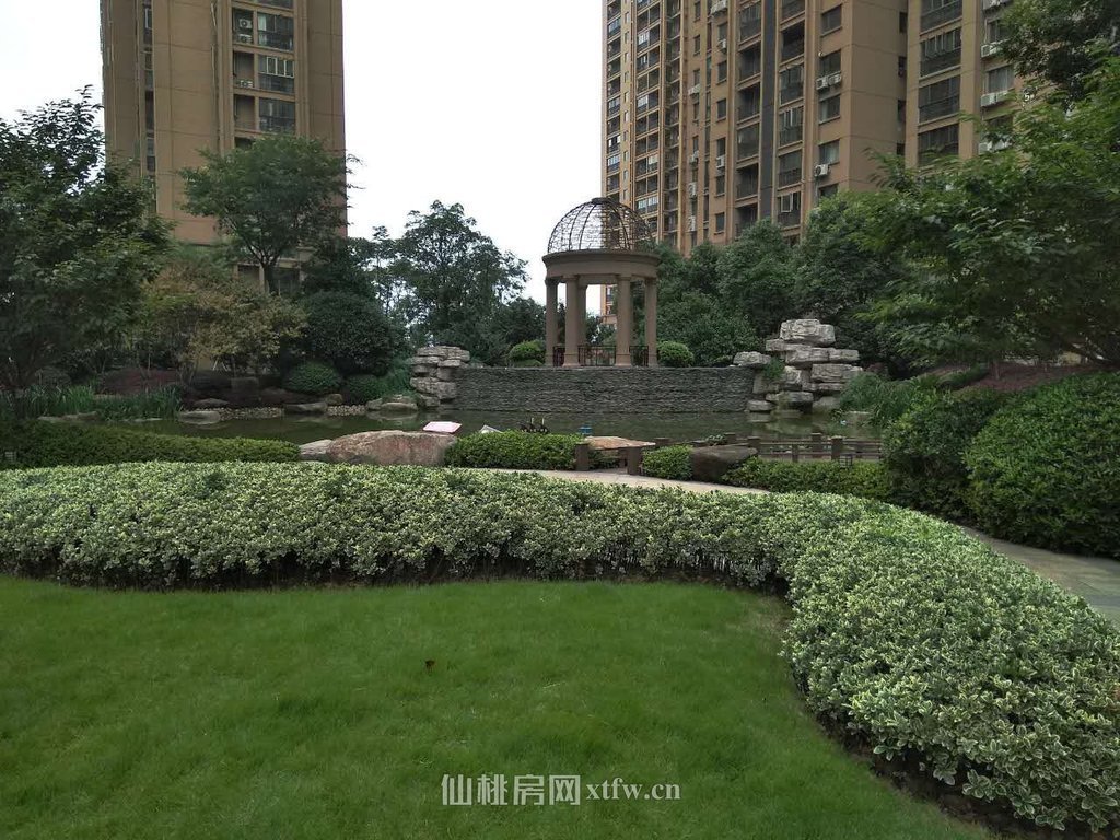 城西大盘锦绣江山优质物业管理毛坯小三房超好楼层采光通风佳