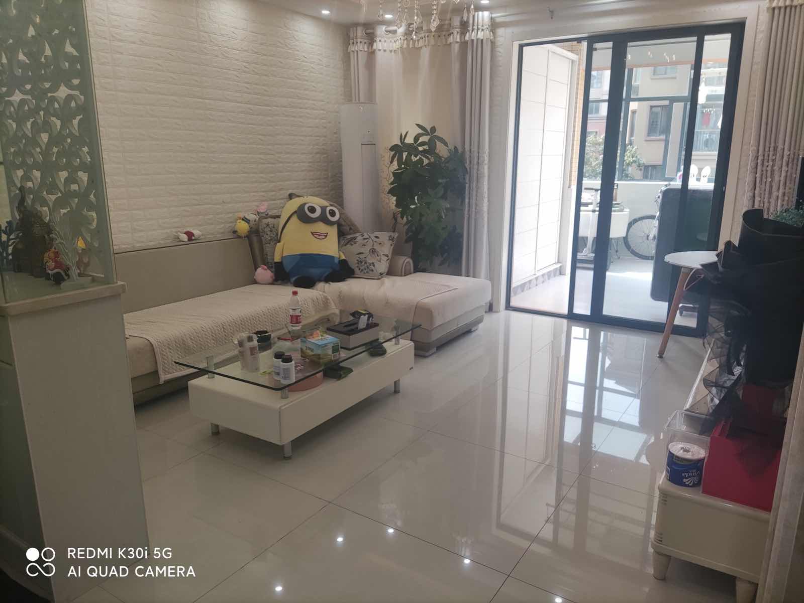 绿地华庭精装大三房南北通透新证品牌家具家电