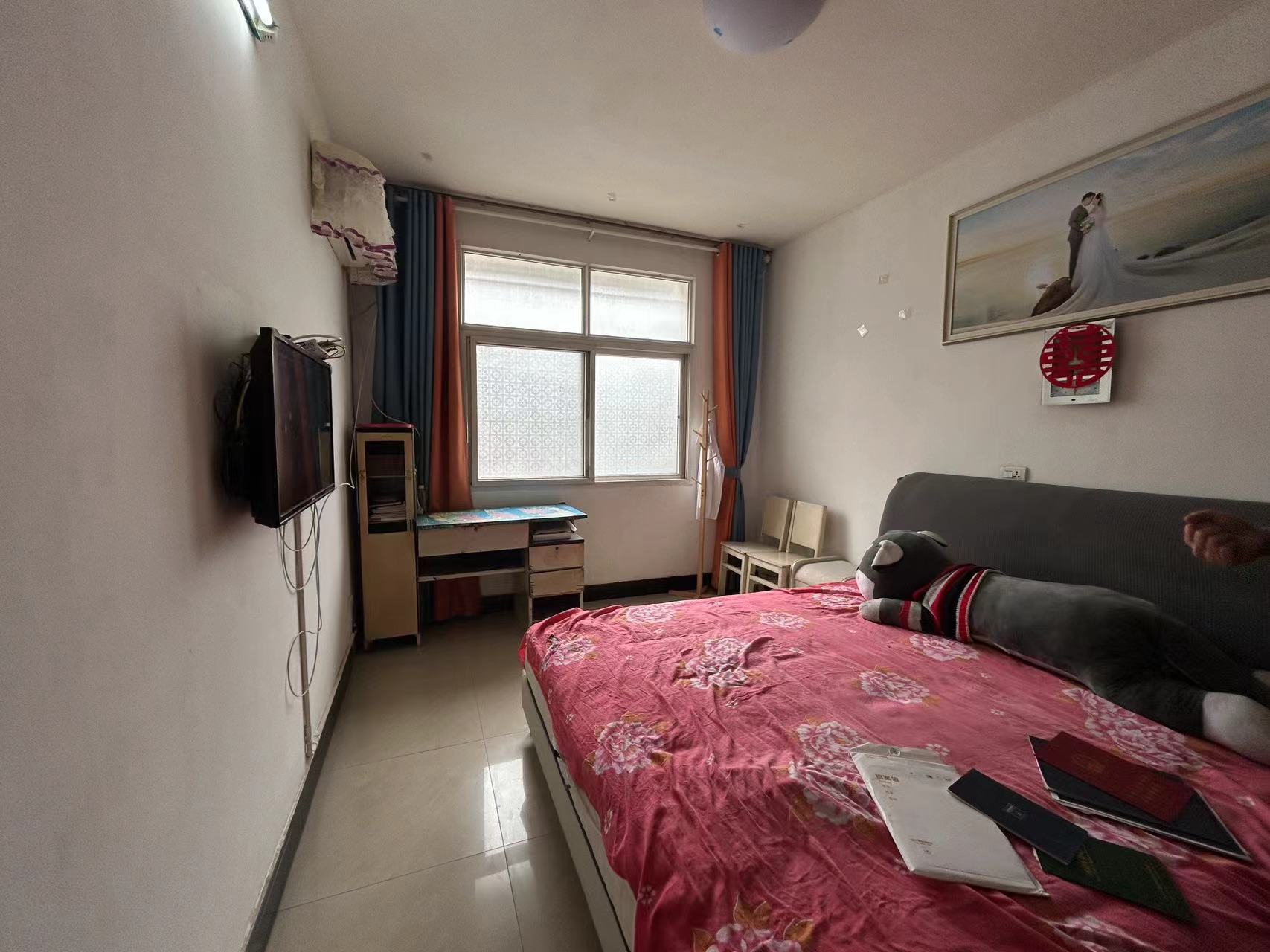 银鑫小区.小区有出场好停车.证件满二.看房方便