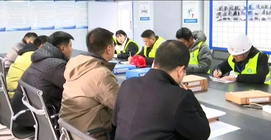 仙桃电视台实地探访：交投·满庭春施工加“进度”，国企实力保“质量”！