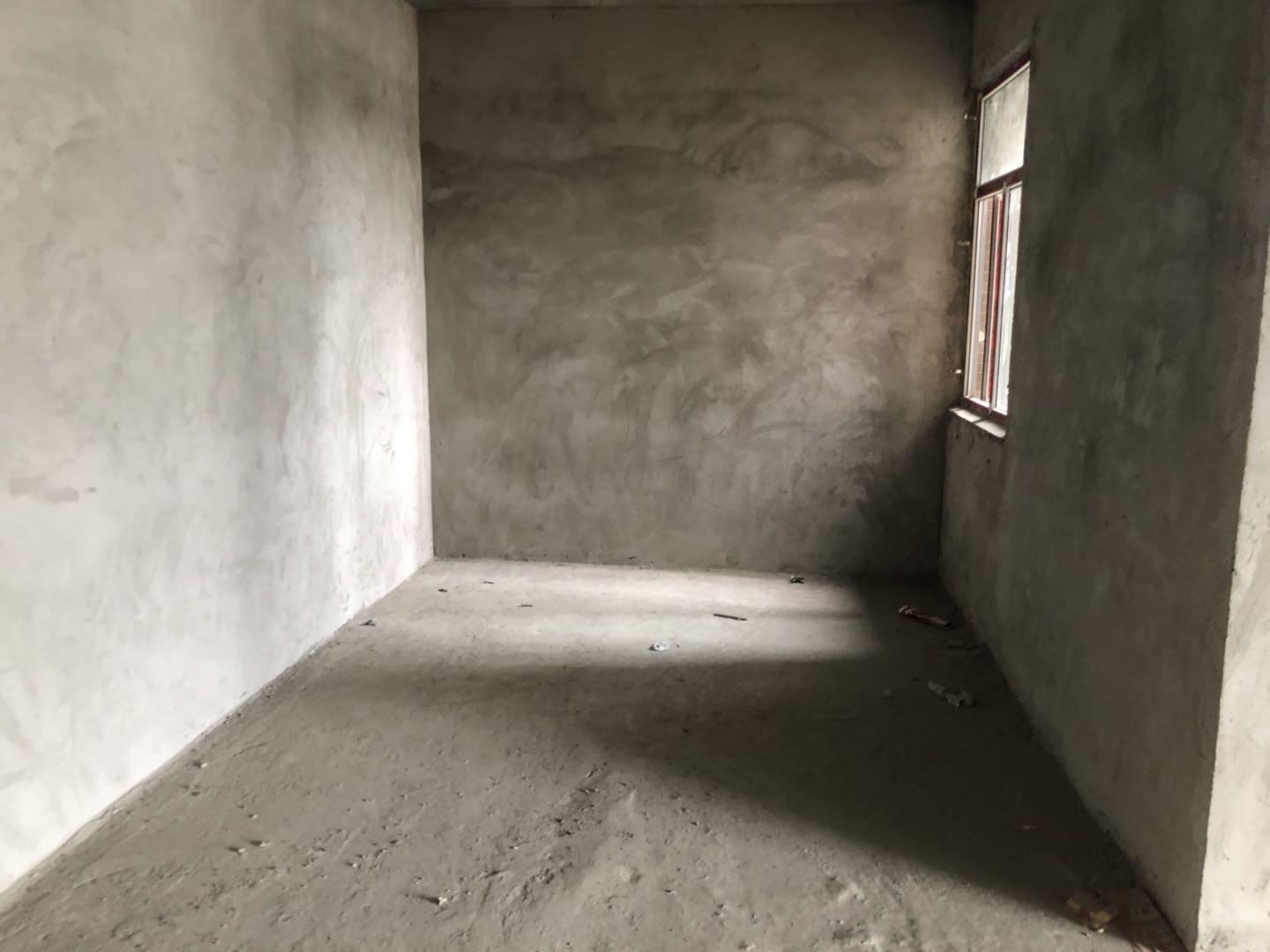 沔阳公馆毛坯三房两卫采光好户型方正 看房