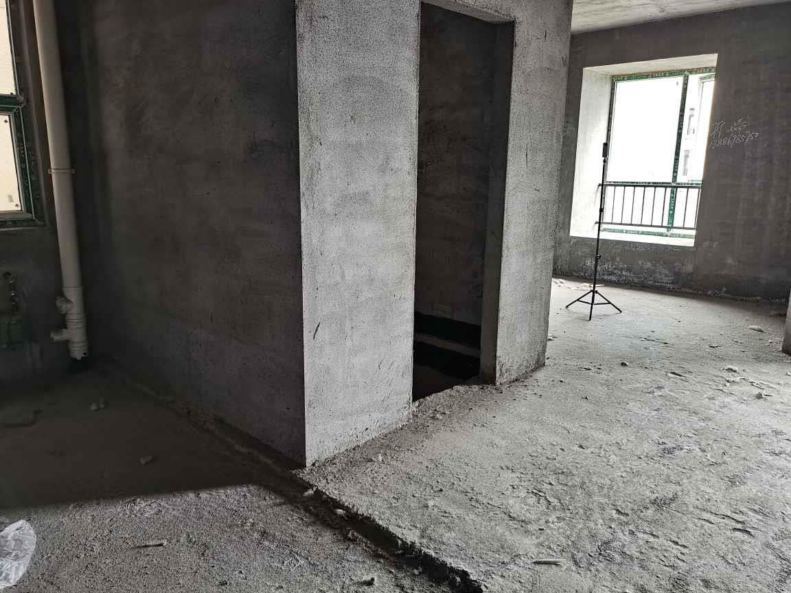 元泰未来城格局方正双南设计全屋通透 看房