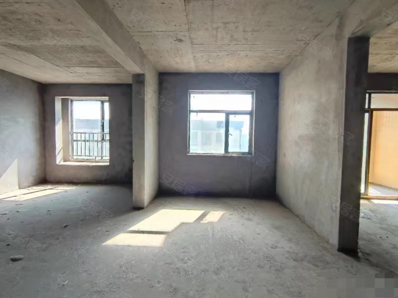 业主亏本急售，沔阳公园旁，新城壹号五期，单价4800​，证满两年