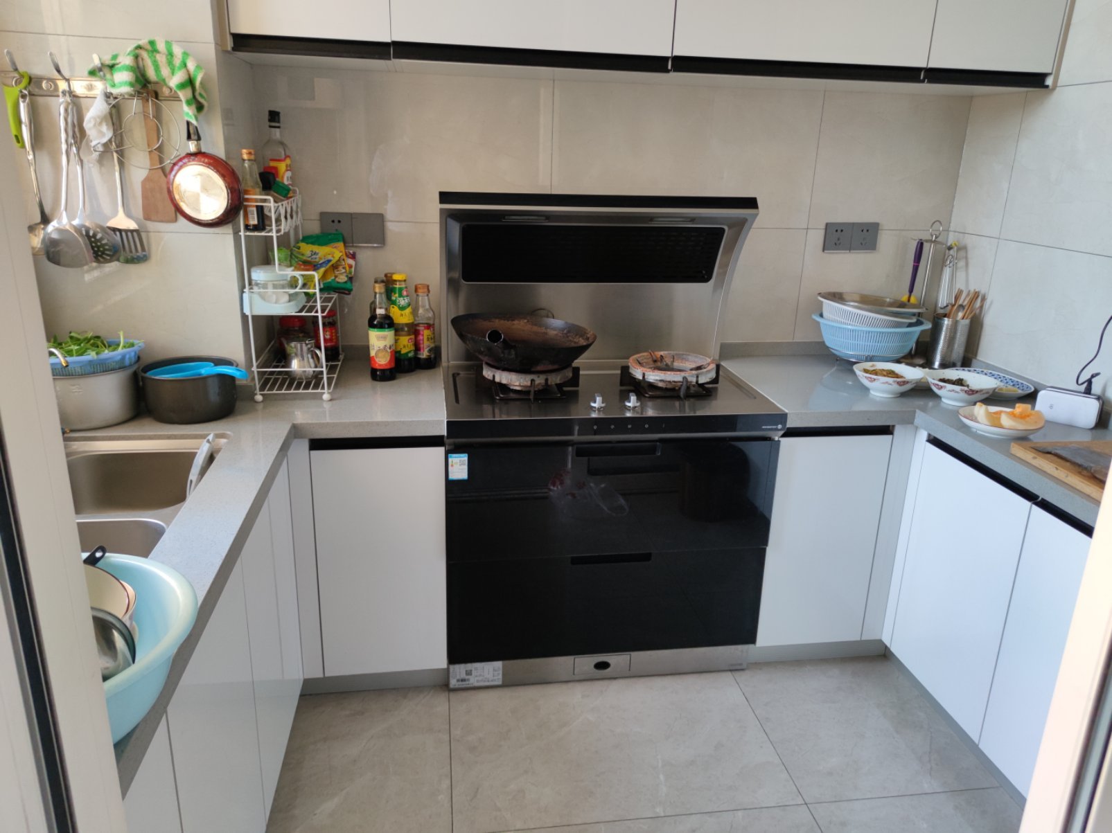 新城壹号五期顶层豪装大户型，带车位，契税已交