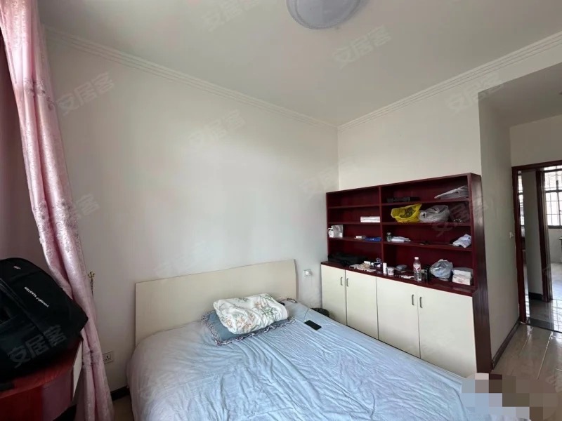 捡漏，新三中，世纪雅园，采光视野好，精装三房，单价2000