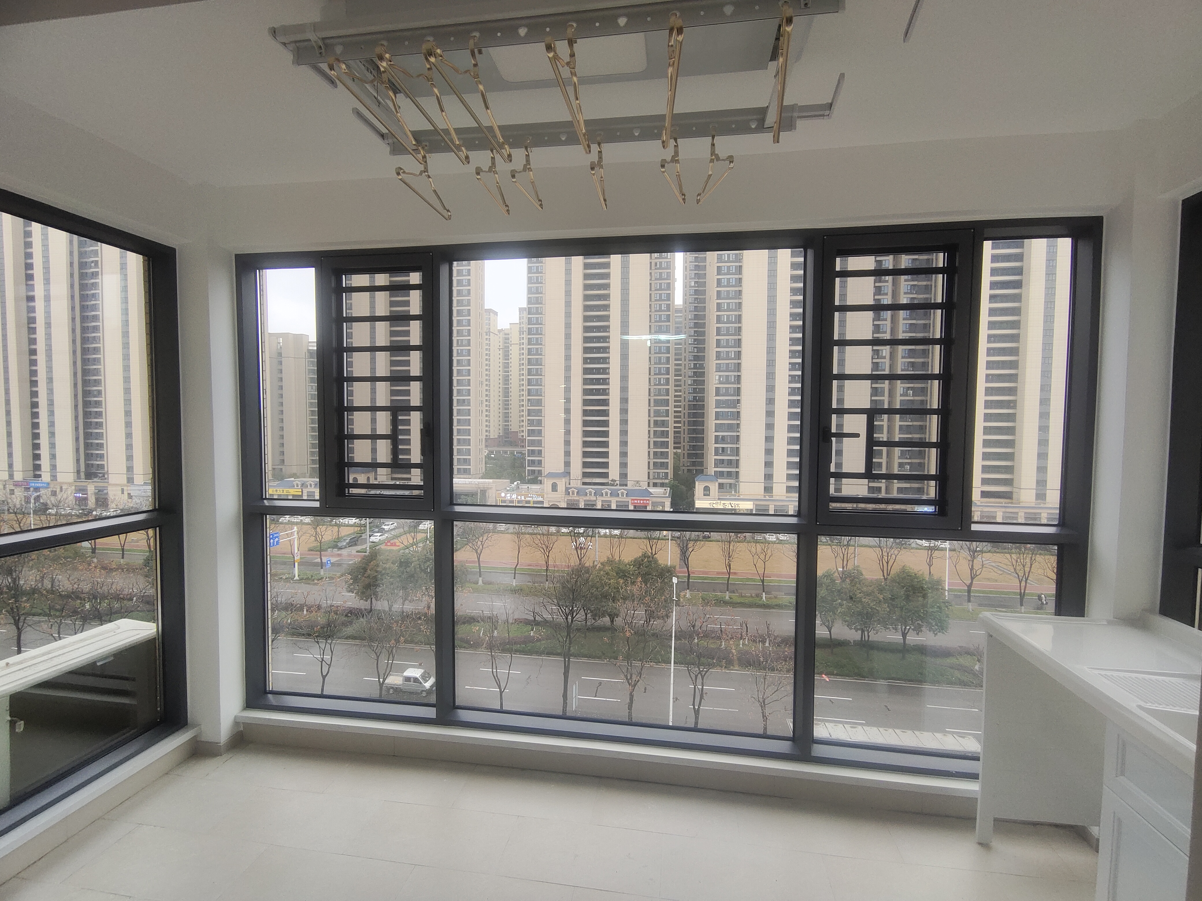 一品苑全新装修小高层好楼层采光好城南沔阳小对面包过户