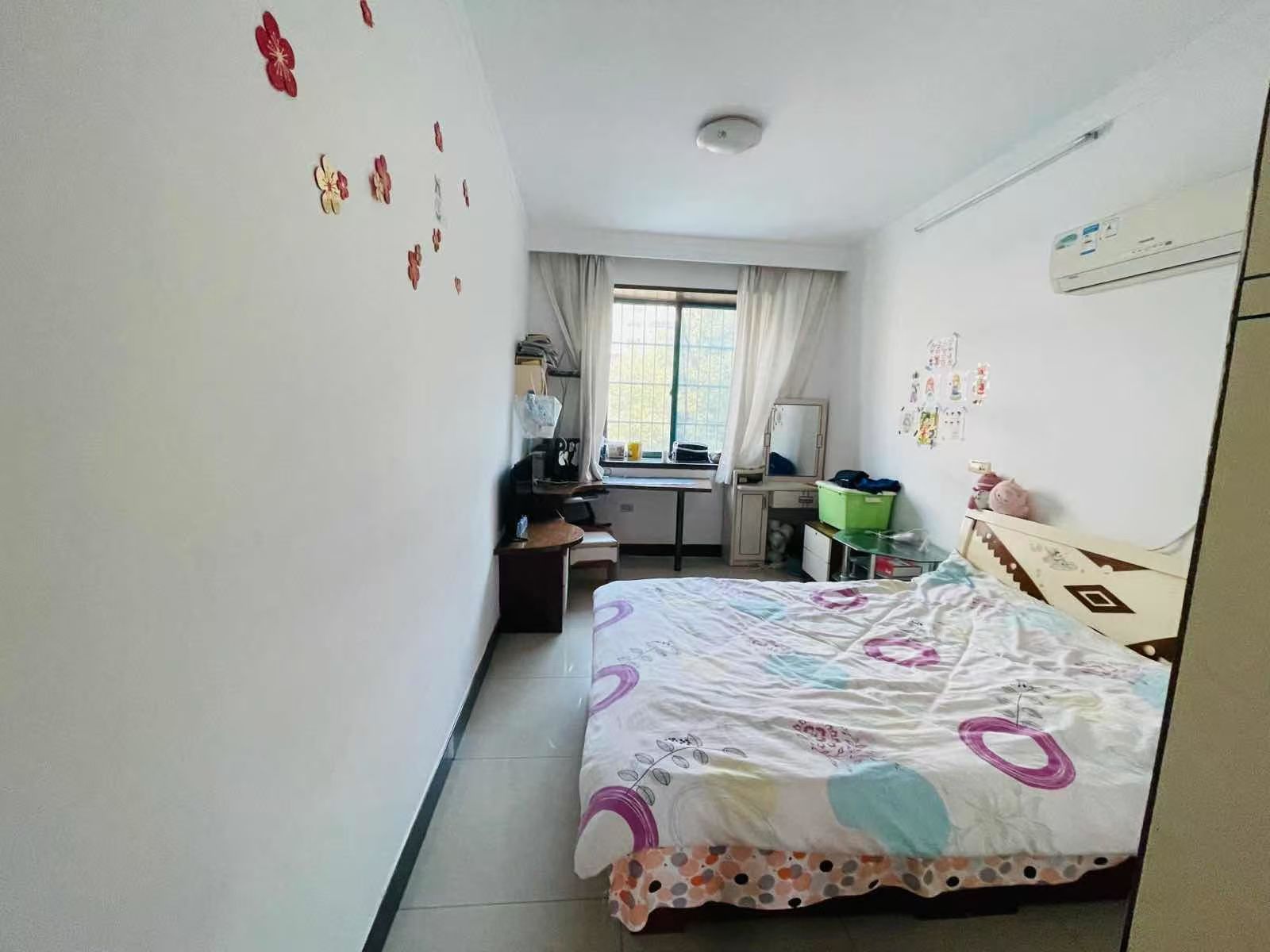 捡漏，青青家园，步梯三楼，精装3房2卫，证满二