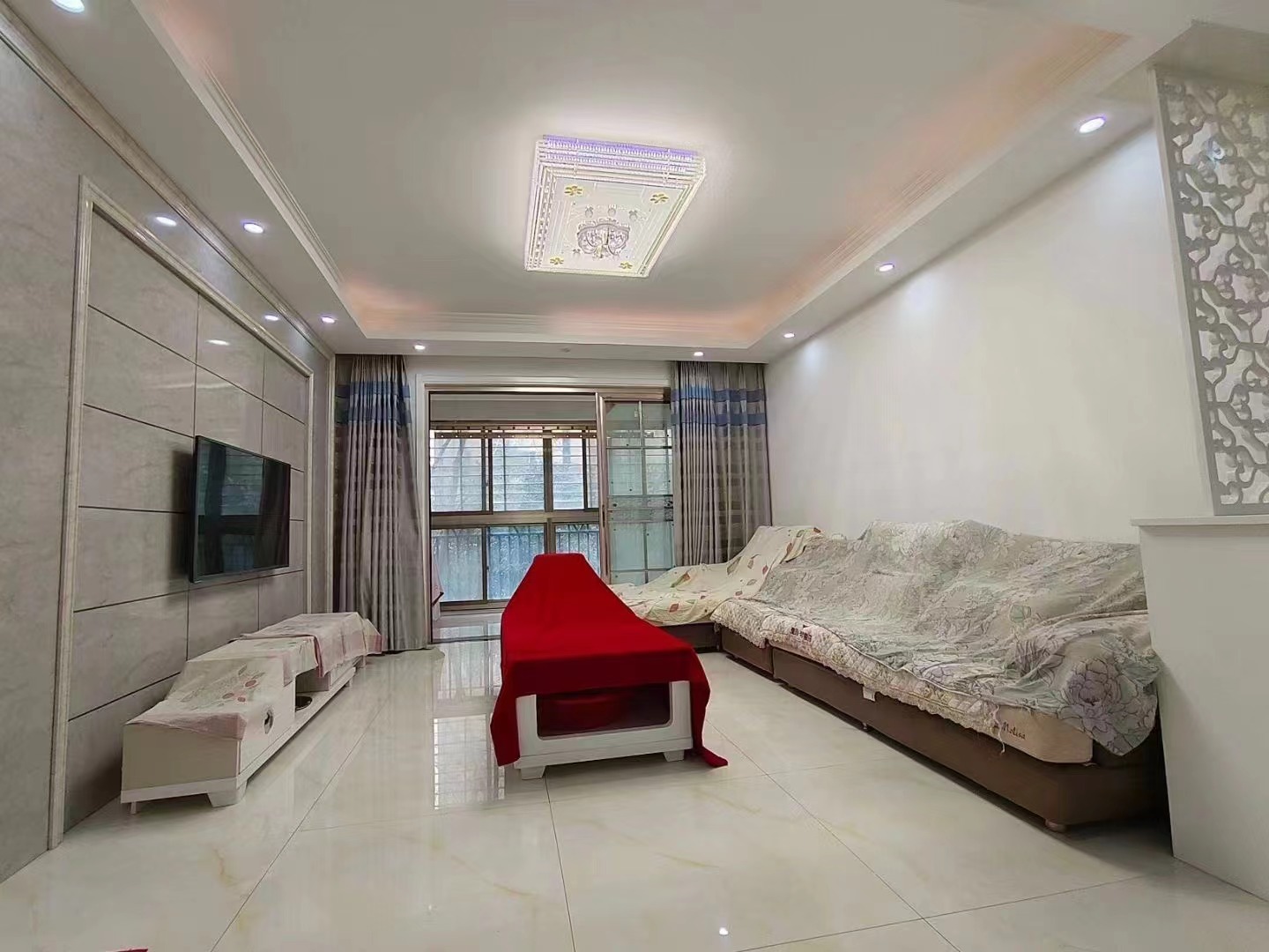 80，捡漏房​，城西锦绣江山，精装三房，单价4300，南北通透