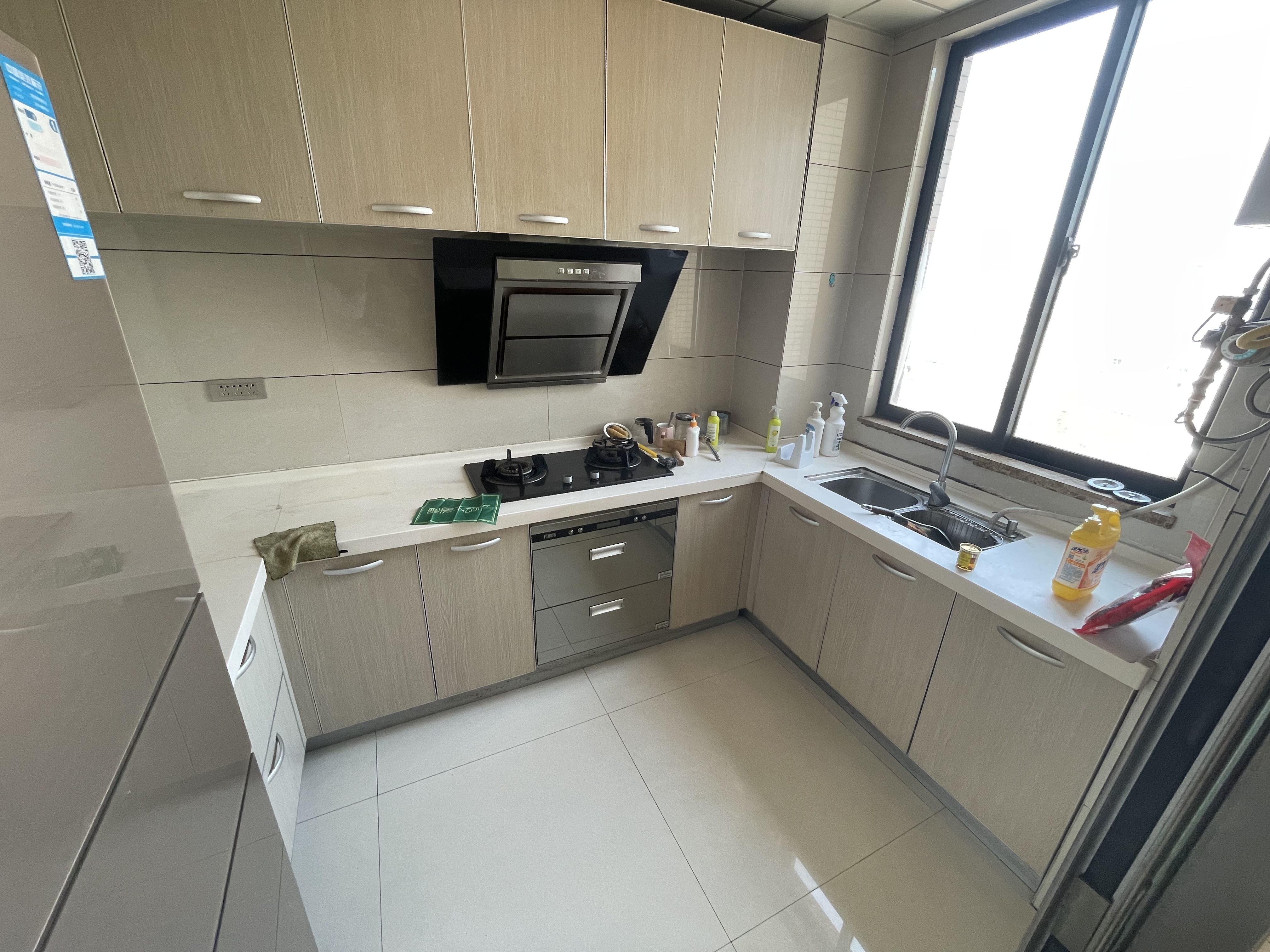 一品苑森林国际北苑对面城南好地段采光很好三个阳台空间大