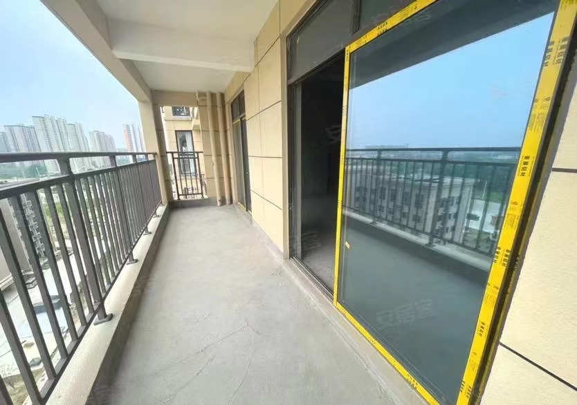 73，业主血亏，沔阳清华园，单价5800，大三房，户型方正，采光好