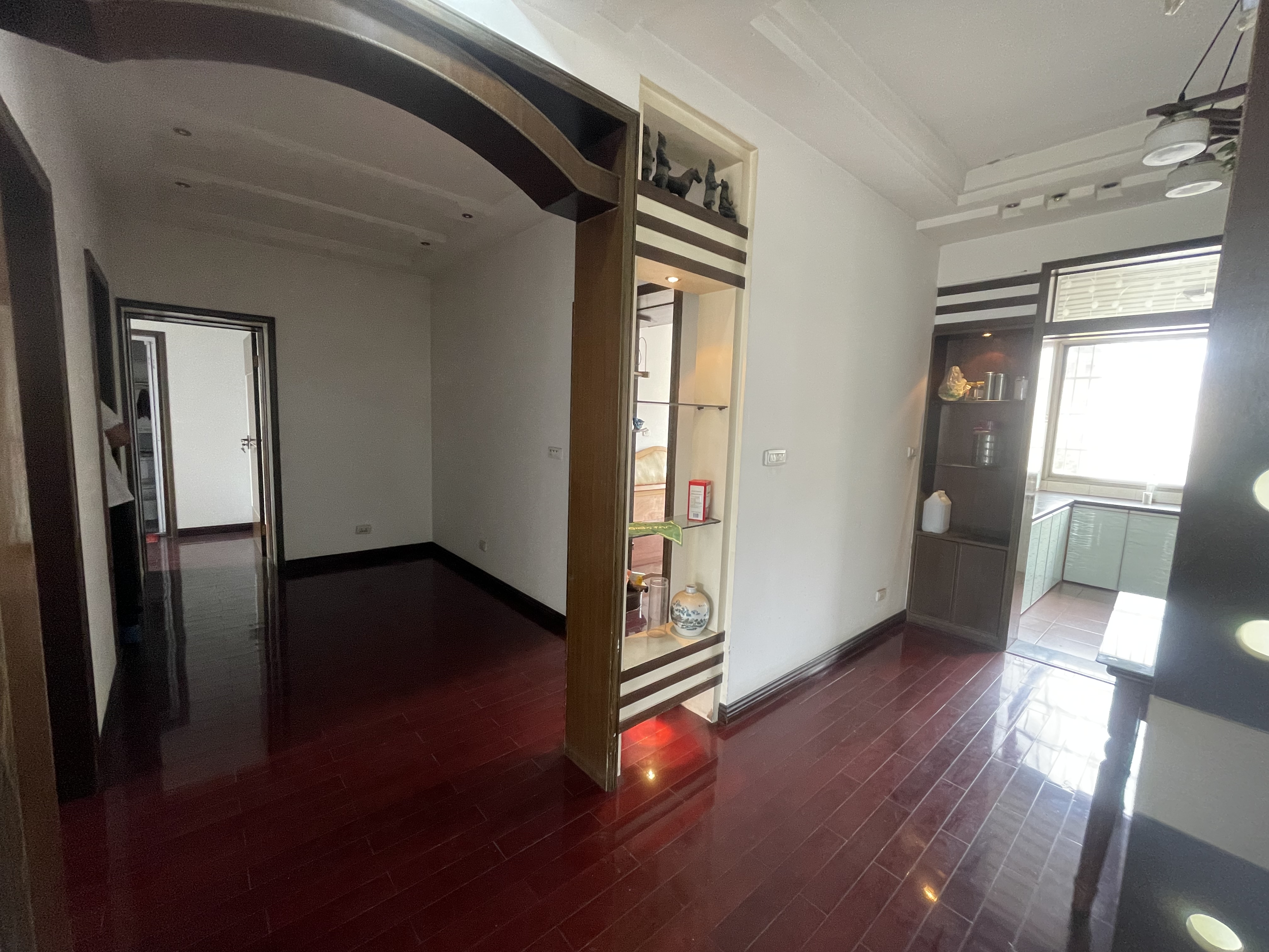 德政园.枫丹苑.小区配套成熟.诚意出售