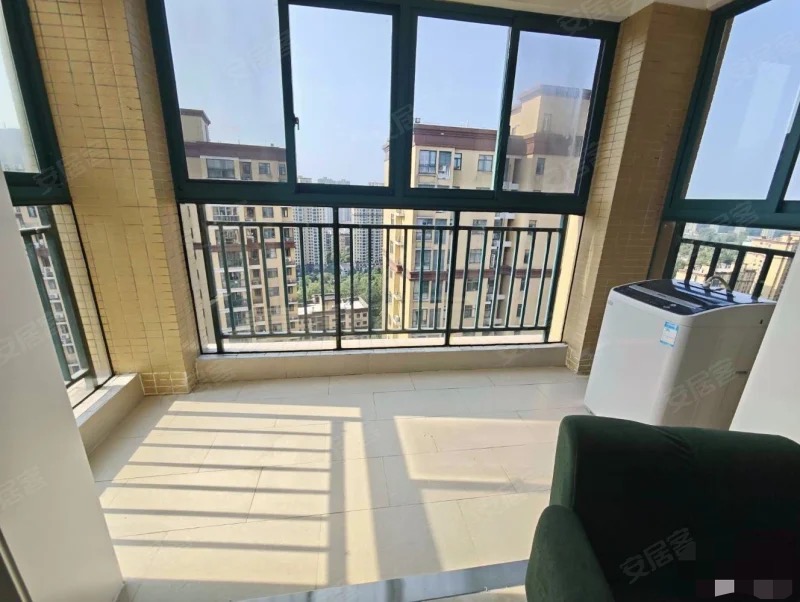 捡漏，新城壹号，精装三房，电梯好楼层，单价5200，证满二，拎包入住