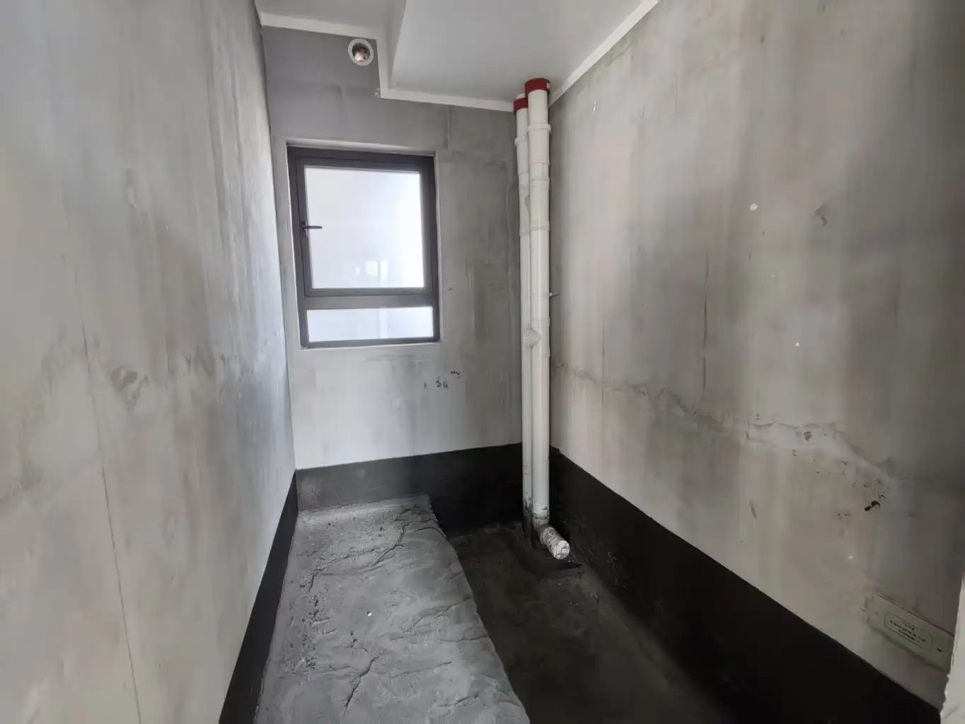 城南，吾悦广场，现房，单价5700，带‬车位，南北通透，大阳台