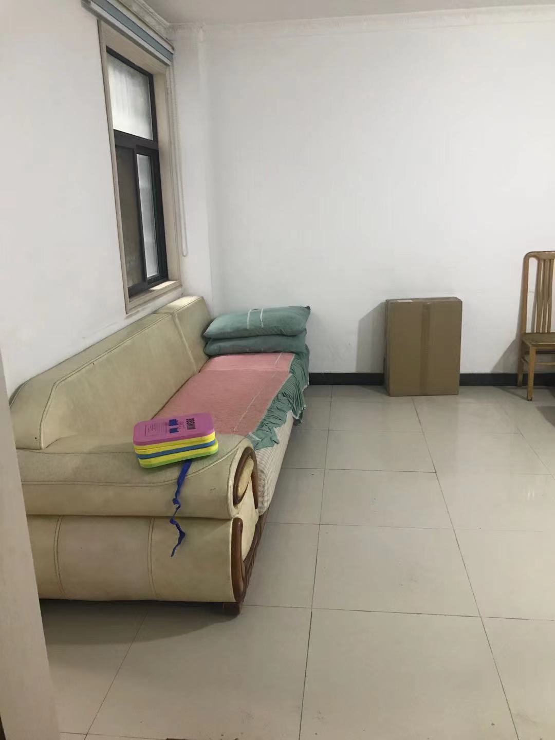 江汉星城.步梯好楼层.精装2房.拎包入住