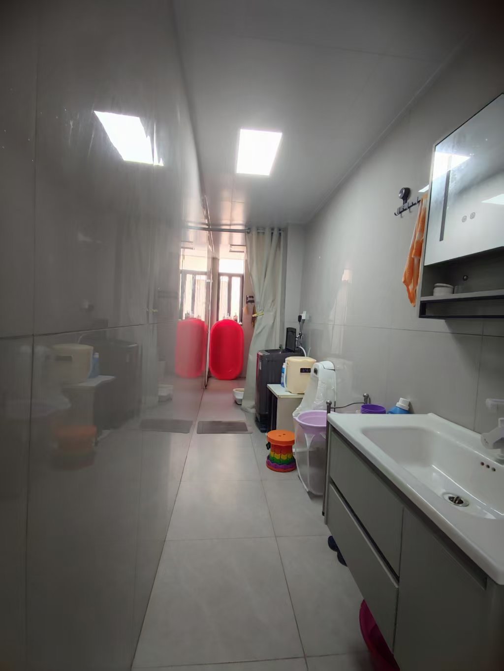 捡漏，商城旁，花园洋房，有私家花园，精装3房，