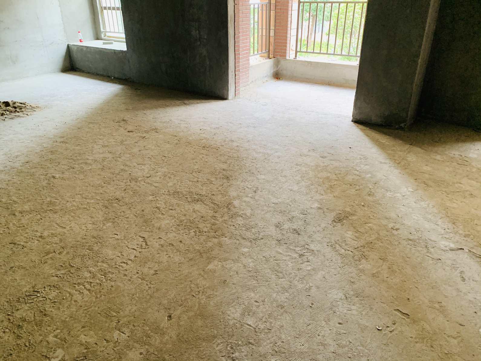 新城一号五期花园洋房直接通地下车库