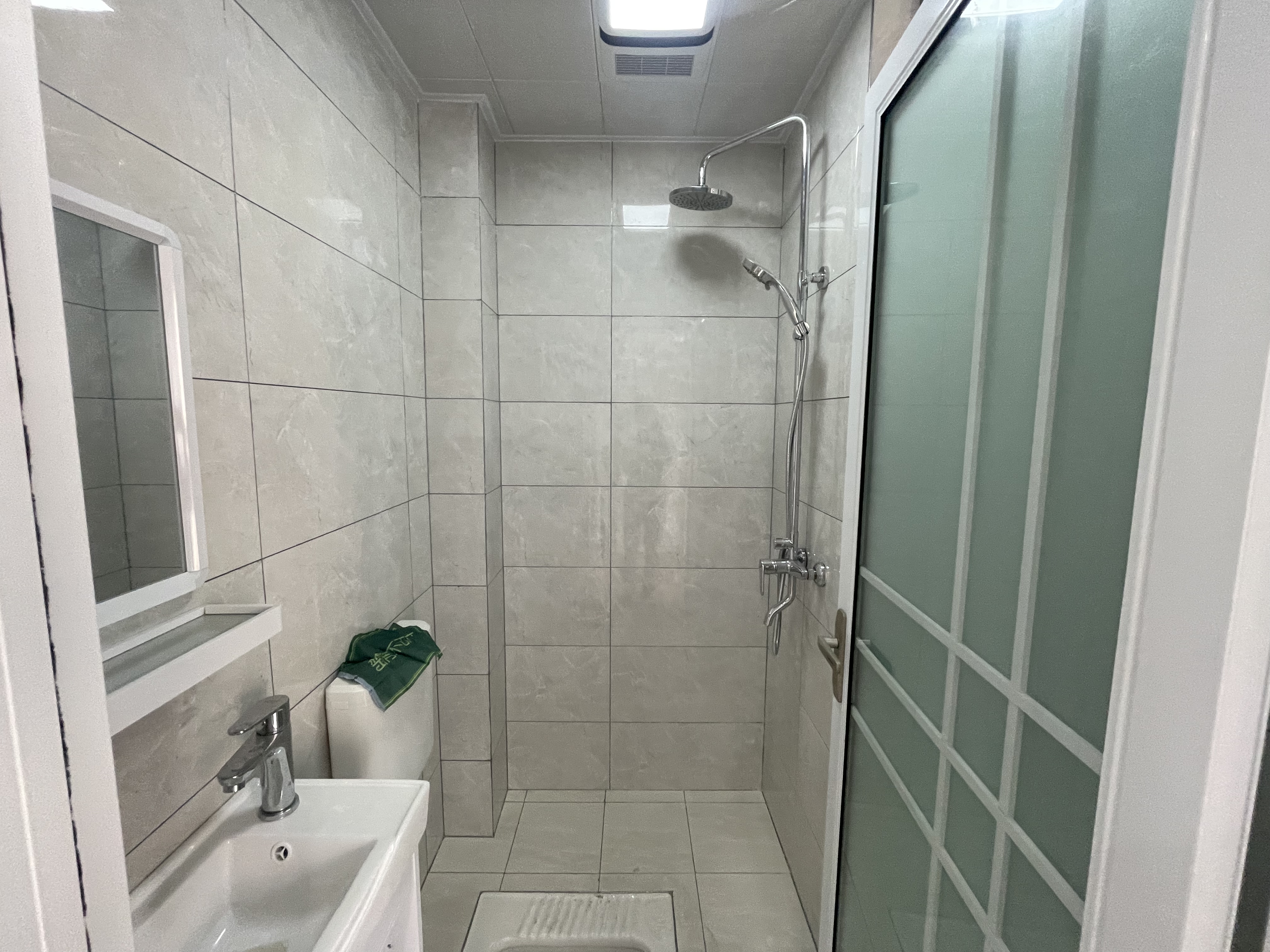 南城新区.汽车城公寓.复式.房东急售