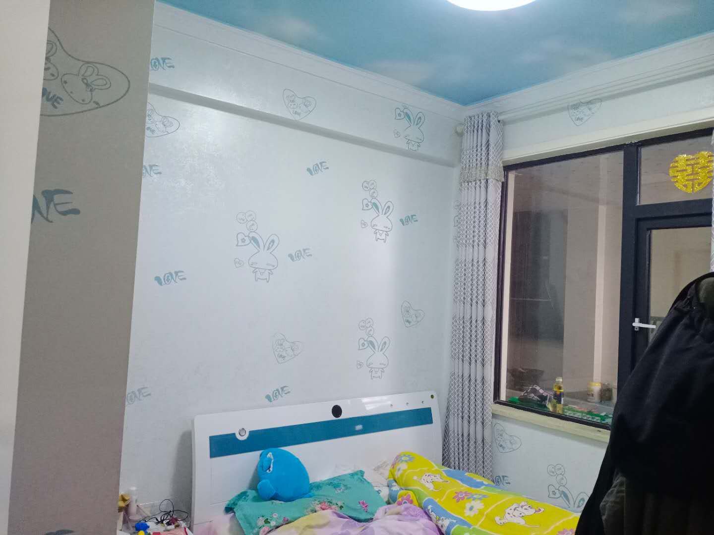 元泰未来城三中旁边，社区成熟， 地段南北通透采光好