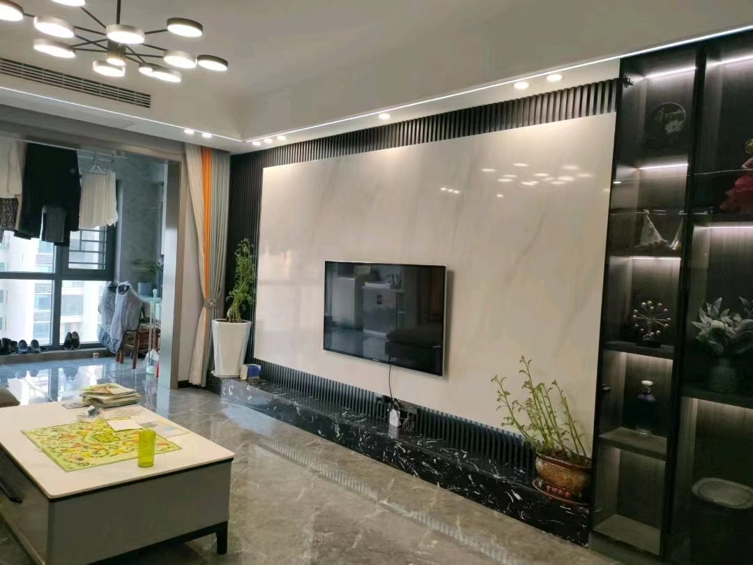 御湖世家 精装三房 中间楼层 送车位  看房约