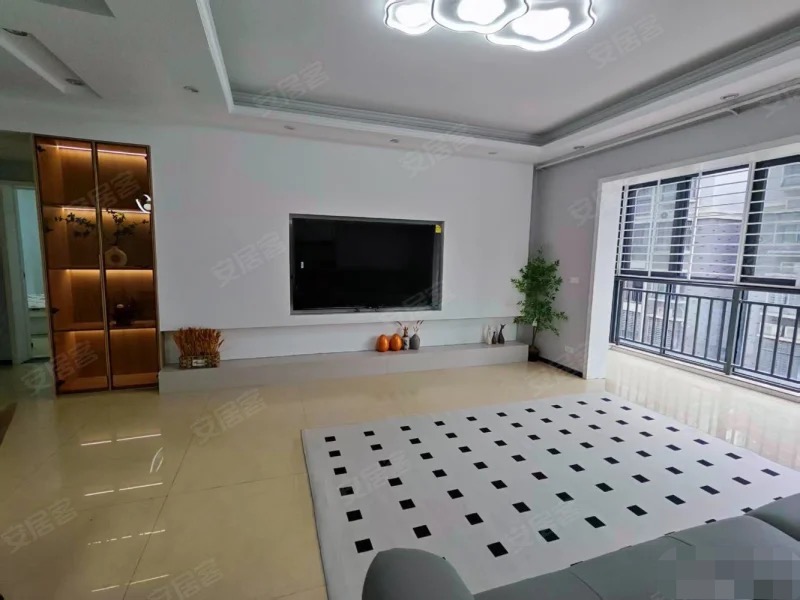 362，捡漏，降价了，城南沔街旁，电梯小高层，精装三房，单价5000，采光好，诚心出售