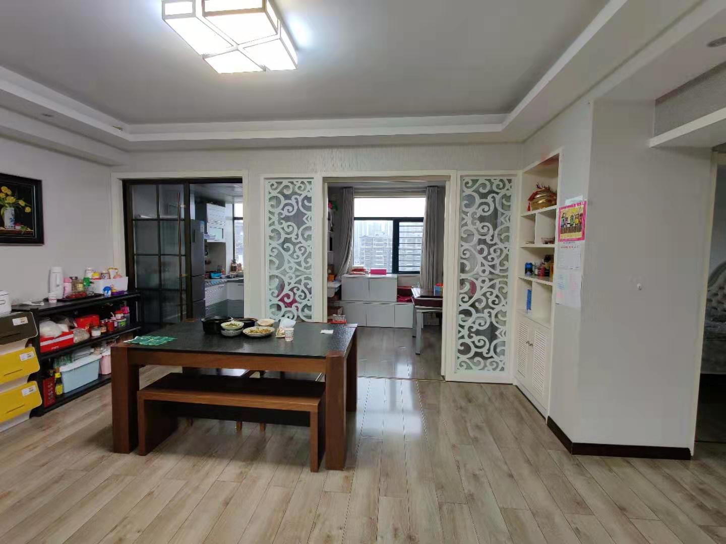 新城一号精装三房全屋品牌家电家私户型方正南北通透证件在手满二