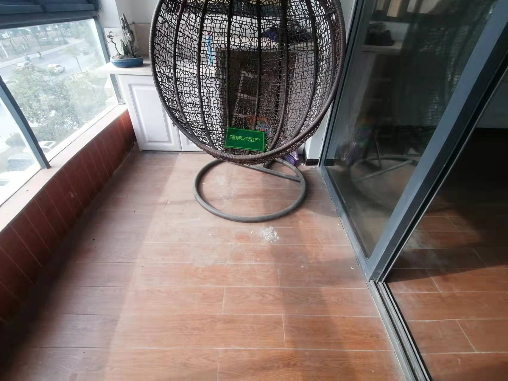 御台公馆南北通透大4房证满2年视野开阔2梯2户小高层只卖毛坯价