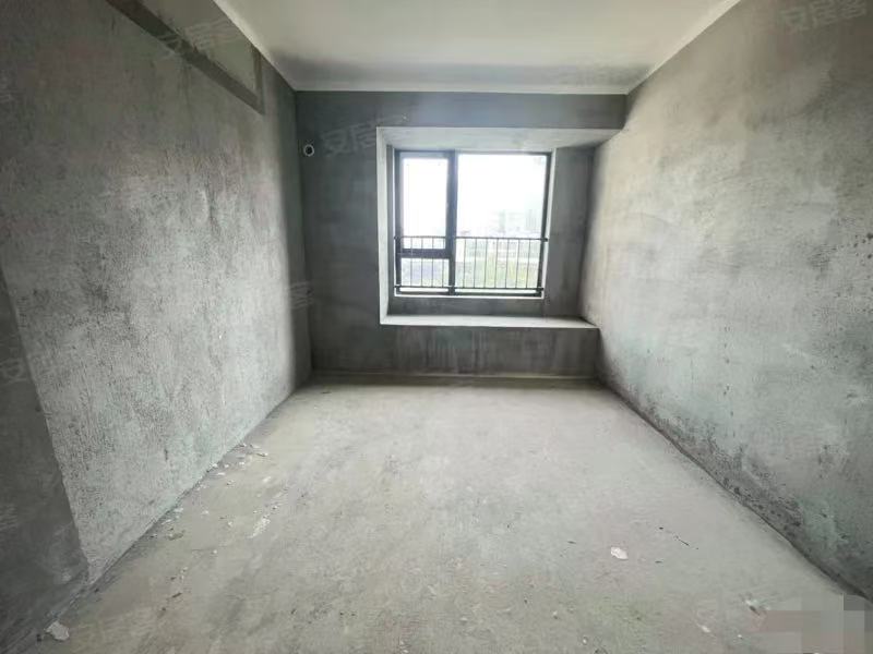 捡漏，城南，吾悦广场，边户，4楼，3房2卫现房，单价5700