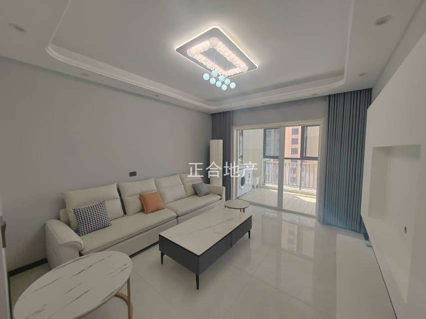 诚心出售，满庭春，供暖房，电梯好楼层，精装三房 ，仙桃xiao学 新三中, 证满二年