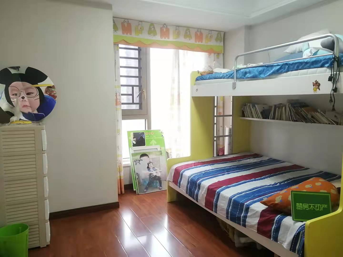 金诚花园精装修全屋品牌南北双阳台周边配套齐全上二中证满2年