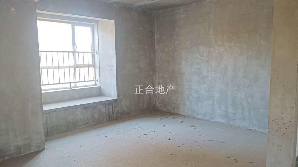 降价了，捡漏，城南，银孚领秀城，单价5500，西边户，带车位，证满二