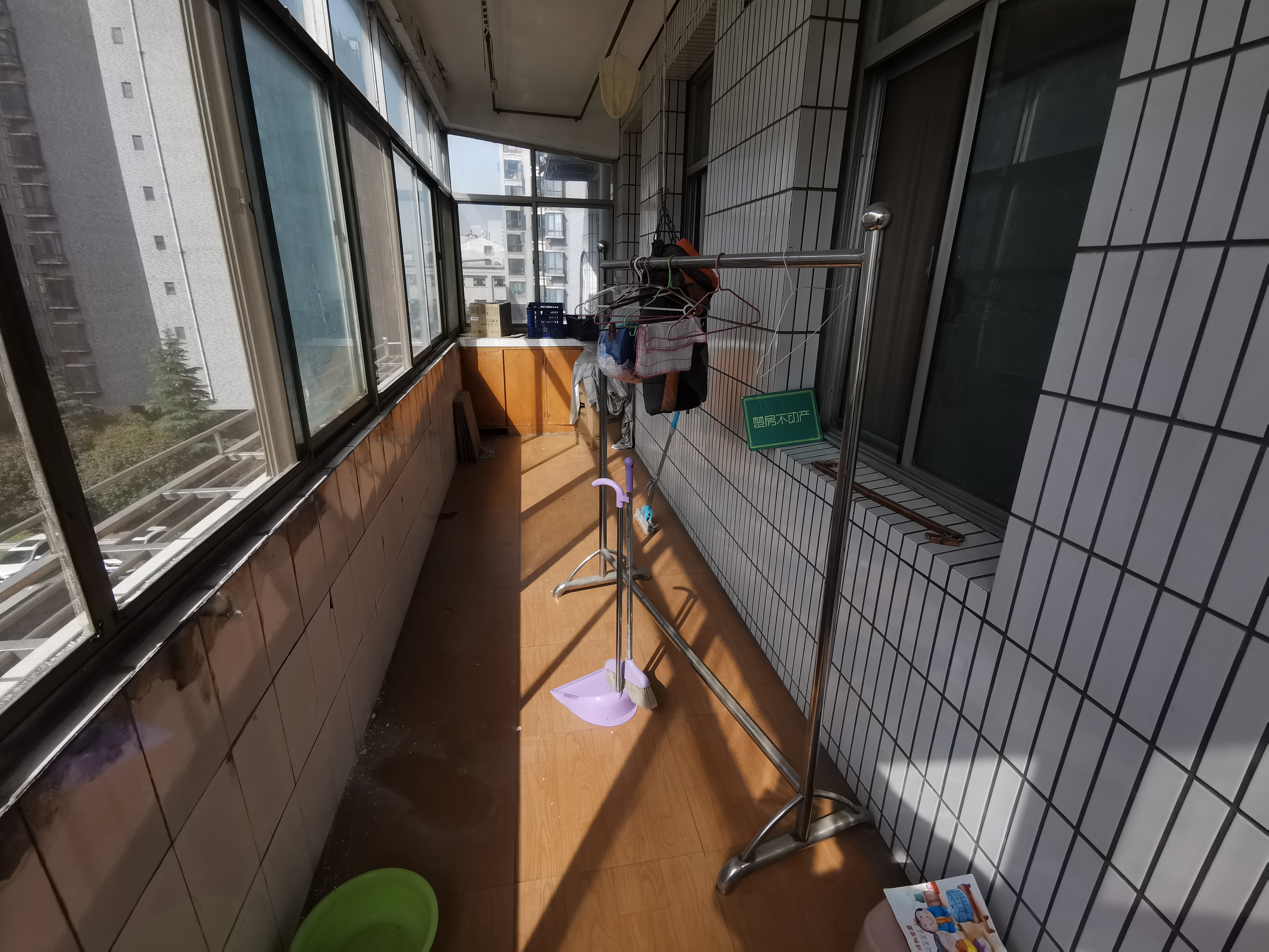 复州花园超大三房可做四房南北通透楼层好看房方便带地下室一起出售