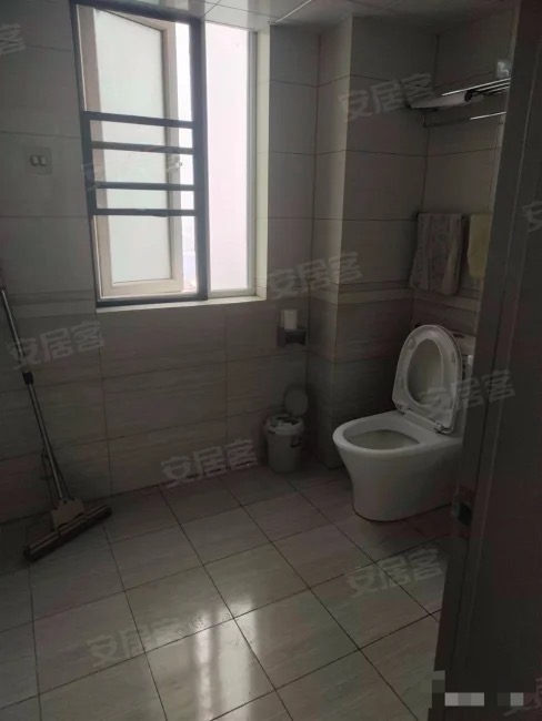 ？急售，城南，森林国际，精装大两房，好楼层，采光好，证满二