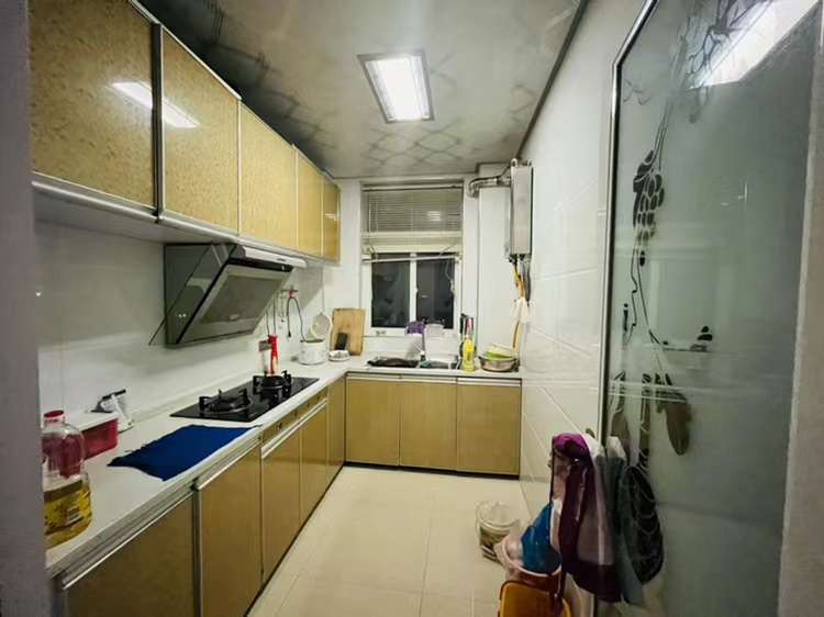 仙桃城南正中间