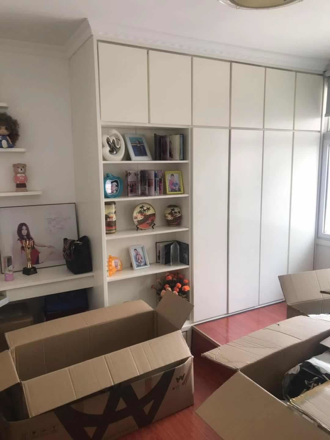 何李桥旁步梯好楼层楼证满两年南北通透大阳台装修新看房方便