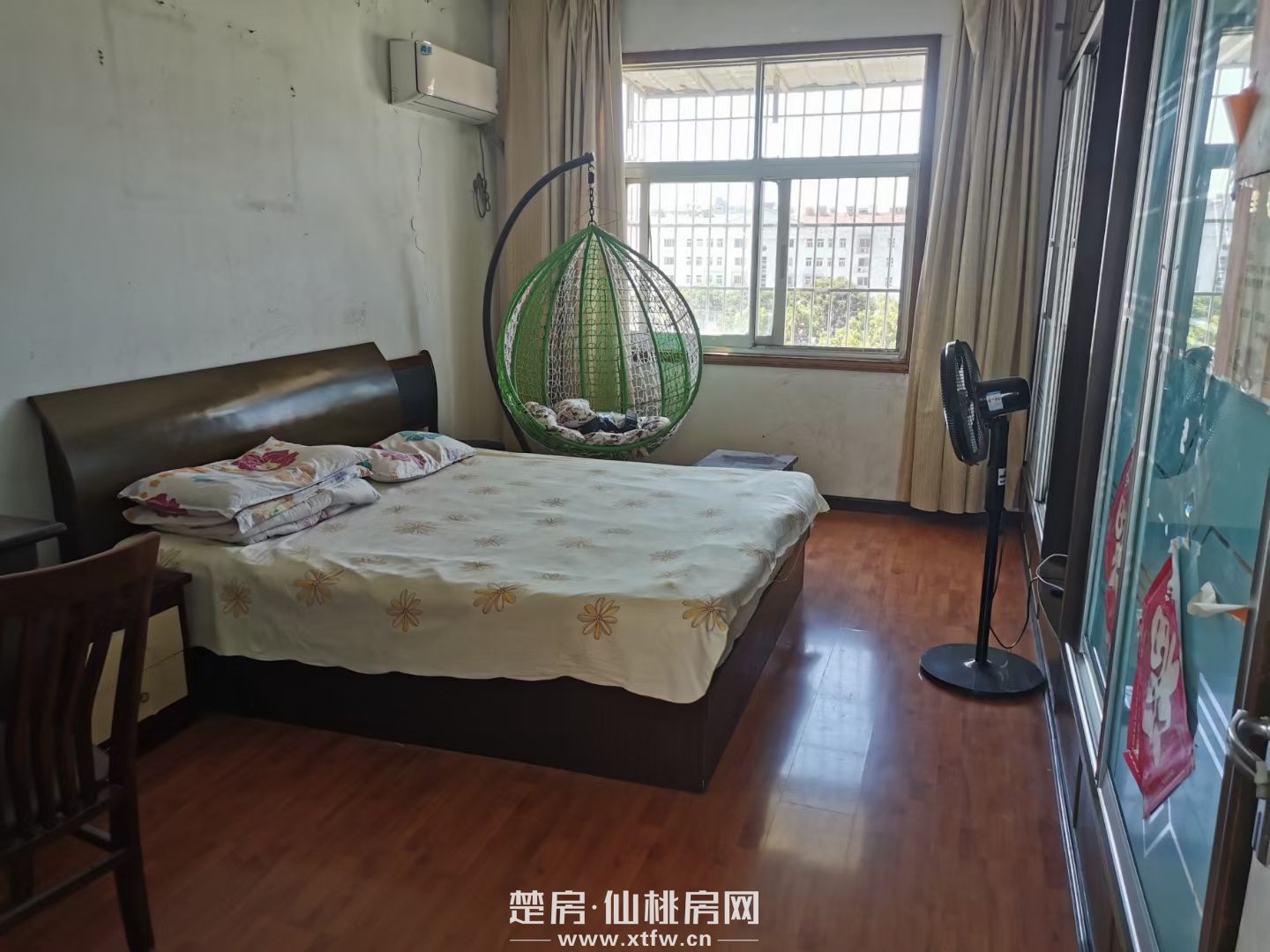 大三房二厅房屋出售，附近基础配套设施齐全。