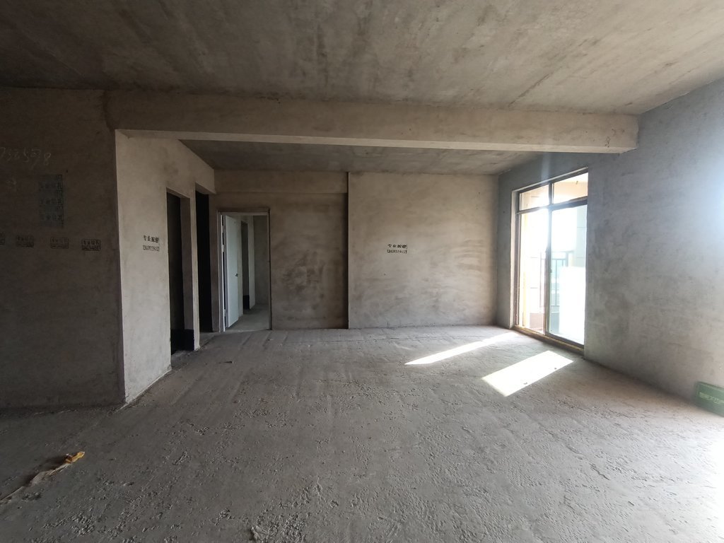 沔阳清华园南北通透大三房采光好视野开阔业主诚心出售